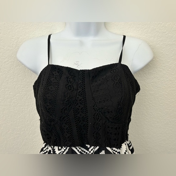 Womens Juniors M 7-9 No Boundaries Dress Sleeveless Black White Spaghetti Maxi - Picture 2 of 8